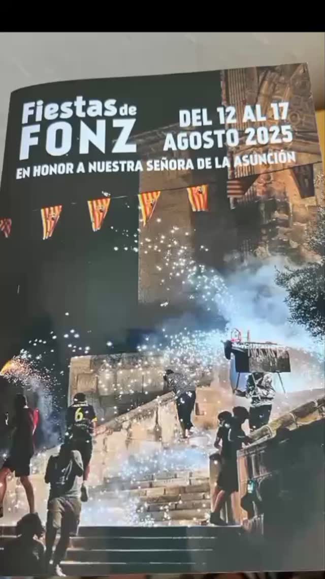 Felices Fiestas a tod@s los Foncenses‼️

Las fotos del Toro de Fuego son de nuestro amigo @manadones , tradición muy arraigada en las fiestas de Fonz, cuyos porteadores son muy aclamados al final del recorrido.

@yenniferzamoraospina

#valdecinca #felicesfiestas #15deagosto #fonz #fiestas
